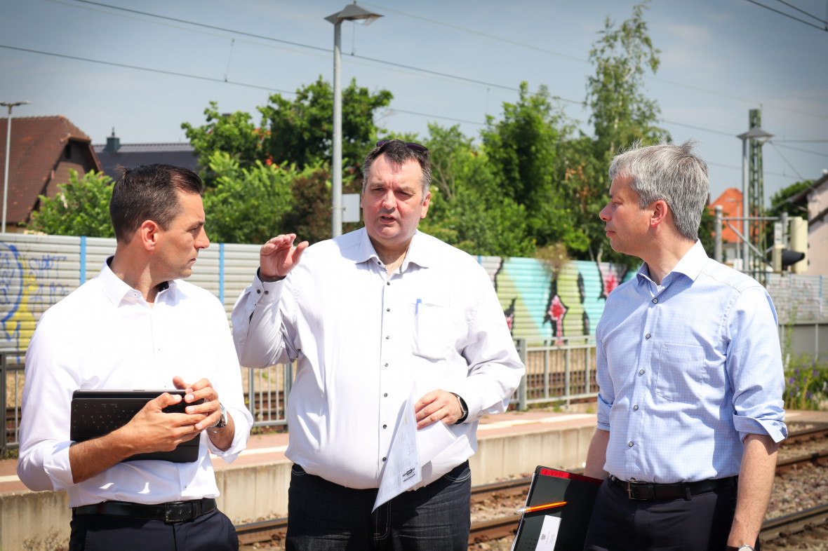 Nicolas Zippelius, Ansgar Mayr und Staatssekretr Steffen Bilger (v.l.)