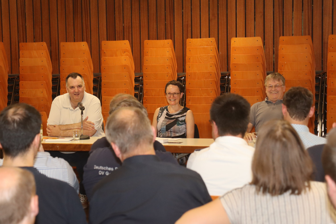 Ansgar Mayr MdL, Ministerialdirigentin Karin Scheiffele und der Vorsitzende des Innenausschusses Ulli Hockenberger MdL